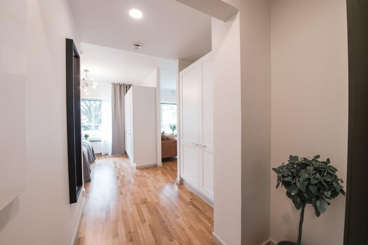 Forenom Serviced Apartments Helsinki Toeoeloe Zewnętrze zdjęcie